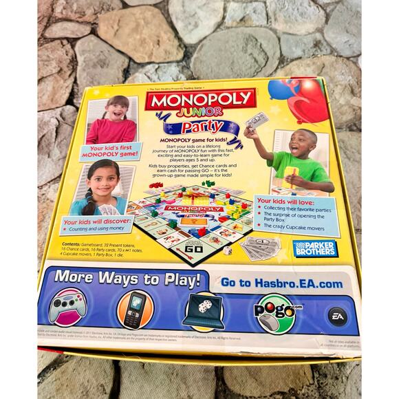 2-MONOPOLY JUNIOR BOARD GAMES - Picture 7 of 7